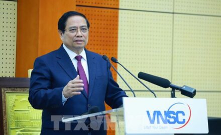 125158 thu tuong du le khanh thanh cong trinh trung tam vu tru viet nam